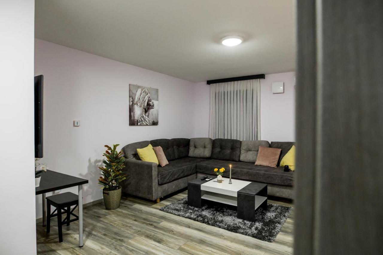 Apartments Dora סבטי מרטין נה מורי מראה חיצוני תמונה