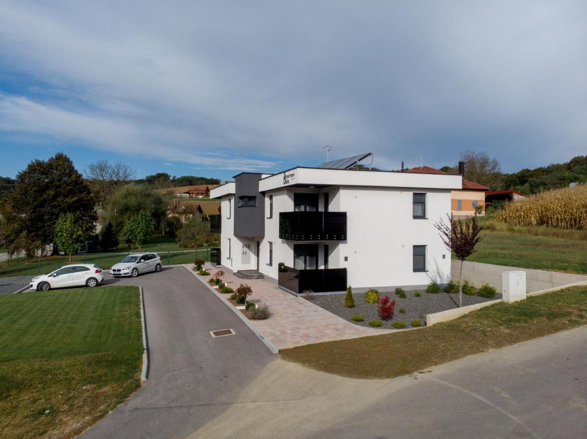 Apartments Dora סבטי מרטין נה מורי מראה חיצוני תמונה