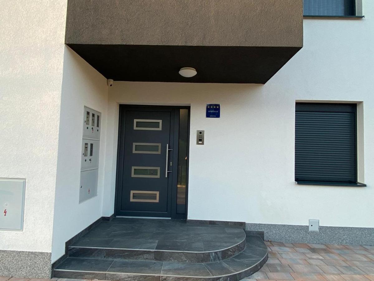 Apartments Dora סבטי מרטין נה מורי מראה חיצוני תמונה